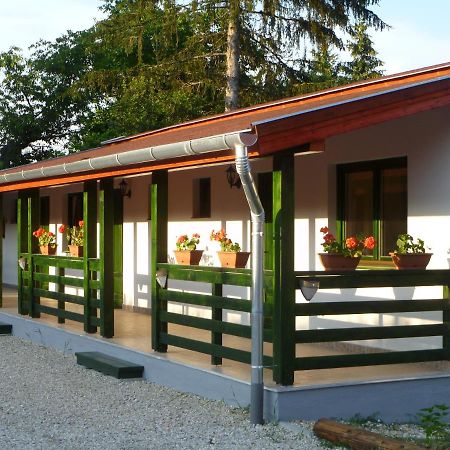 Lispeszentadorján Kisrejtek Apartmanhaz מראה חיצוני תמונה