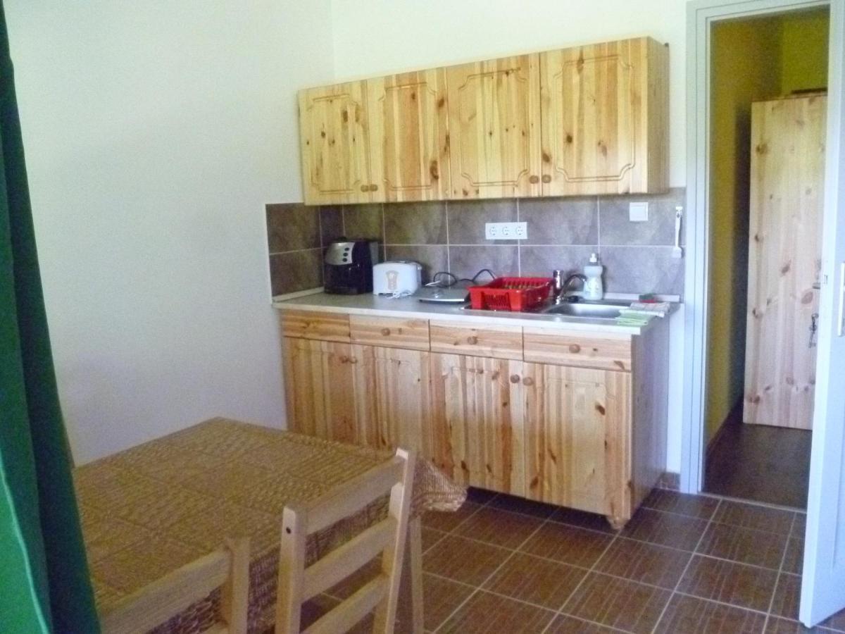 Lispeszentadorján Kisrejtek Apartmanhaz מראה חיצוני תמונה