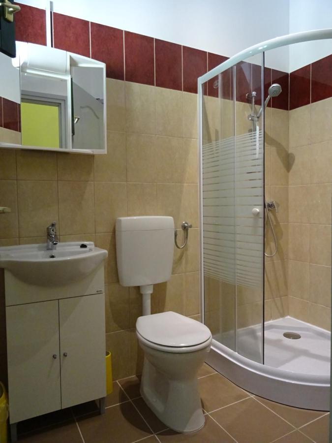Lispeszentadorján Kisrejtek Apartmanhaz מראה חיצוני תמונה